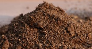 Как применять навоз