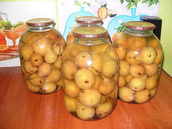 Компот из груши дички на зиму
